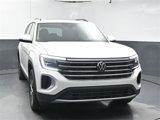 New 2025 Volkswagen Atlas SE image 2