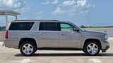 Used 2018 Chevrolet Suburban LT image 5