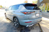 New 2025 Mitsubishi Outlander SE image 3