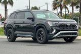 New 2025 Volkswagen Atlas Peak Edition SE image 2