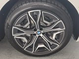 New 2026 BMW iX xDrive60 image 3