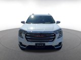 Used 2024 GMC Terrain SLT image 4