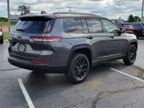 Used 2024 Jeep Grand Cherokee L Laredo image 3
