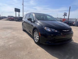 Used 2022 Chrysler Voyager LX image 4