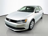Used 2011 Volkswagen Jetta SE image 3