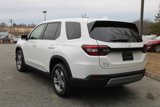 New 2025 Honda Pilot EX-L image 3