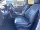 New 2025 Ford Explorer Active w/ Active Comfort Package image 4