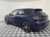 Used 2025 Porsche Cayenne image 3