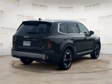 New 2025 Kia Telluride EX w/ EX Captain's Chair Package image 5