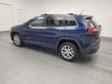 Used 2018 Jeep Cherokee Latitude image 3