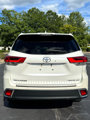Used 2017 Toyota Highlander Limited image 4
