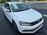 Used 2017 Volkswagen Jetta SE image 3