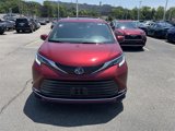 New 2025 Toyota Sienna Limited image 5