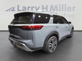 New 2025 Nissan Pathfinder Platinum image 5
