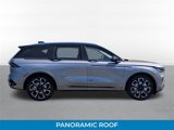 New 2025 Lincoln Nautilus Reserve image 2