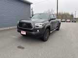 Used 2020 Toyota Tacoma TRD Off-Road image 2