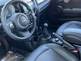 Used 2022 MINI Cooper 2-Door Hardtop image 3
