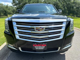 Used 2019 Cadillac Escalade Platinum image 2