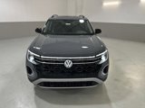New 2025 Volkswagen Atlas Peak Edition SE image 3