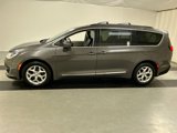 Used 2017 Chrysler Pacifica Touring-L w/ Tire & Wheel Group image 6