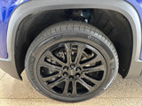Used 2023 GMC Acadia SLE w/ Driver Convenience Package image 3