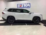 Used 2025 Toyota Grand Highlander AWD image 2