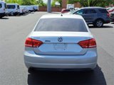 Used 2015 Volkswagen Passat 1.8T S image 4