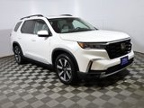 Used 2024 Honda Pilot Touring image 4