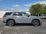 New 2025 Nissan Pathfinder Platinum image 3