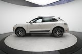 Used 2025 Porsche Macan image 2