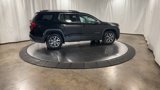 Used 2023 GMC Acadia SLT image 2