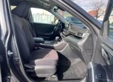 Used 2022 Toyota Highlander LE image 6