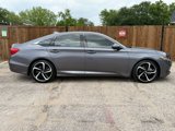 Used 2018 Honda Accord Sport image 4