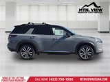 New 2025 Nissan Pathfinder Platinum image 4