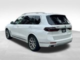 Used 2024 BMW X7 xDrive40i image 3