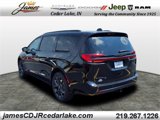 New 2026 Chrysler Pacifica Limited image 3