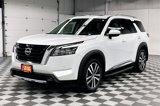 New 2025 Nissan Pathfinder Platinum image 2