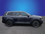 New 2025 Kia Telluride SX w/ SX Captain's Chair Package image 3