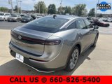 Used 2025 Toyota Crown Limited image 5
