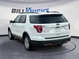 Used 2019 Ford Explorer XLT image 3