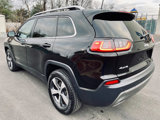 Used 2019 Jeep Cherokee Limited image 4