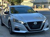 Used 2019 Nissan Altima 2.5 SR image 2