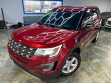 Used 2017 Ford Explorer XLT w/ Equipment Group 202A image 2