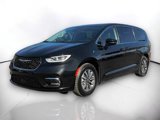 Used 2022 Chrysler Pacifica Touring-L w/ Uconnect Theater Family Group image 2