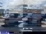 Used 2020 Hyundai Santa Fe SE image 2