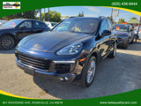 Used 2017 Porsche Cayenne S image 5