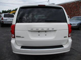 Used 2013 Dodge Grand Caravan SXT image 4