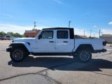 Used 2020 Jeep Gladiator Overland image 4