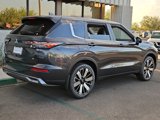 New 2025 Mitsubishi Outlander SE image 4