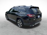 Used 2025 Honda Pilot Touring image 4